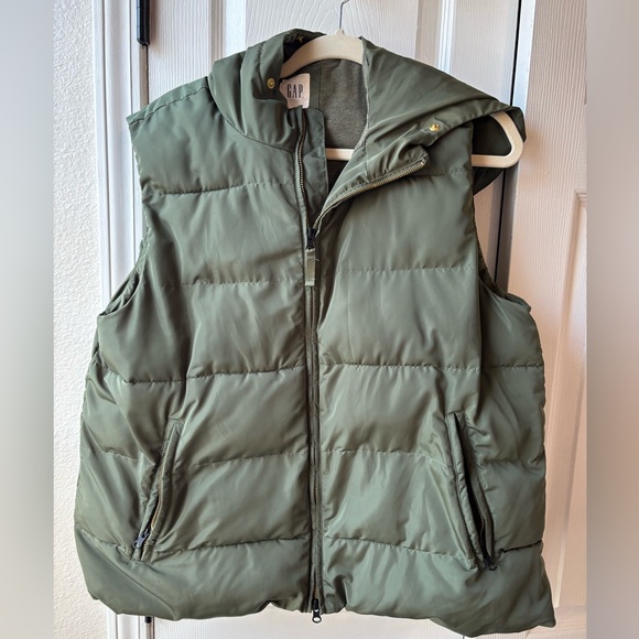 Gap Primaloft Puffer Vest Womens XL Olive Green Hooded Winter Vest Non-down - Picture 2 of 10